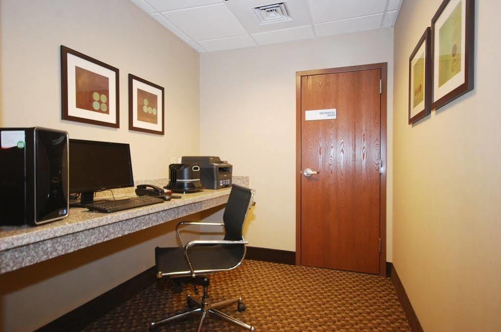 Holiday Inn Express And Suites Kittanning, An Ihg Hotel Zewnętrze zdjęcie